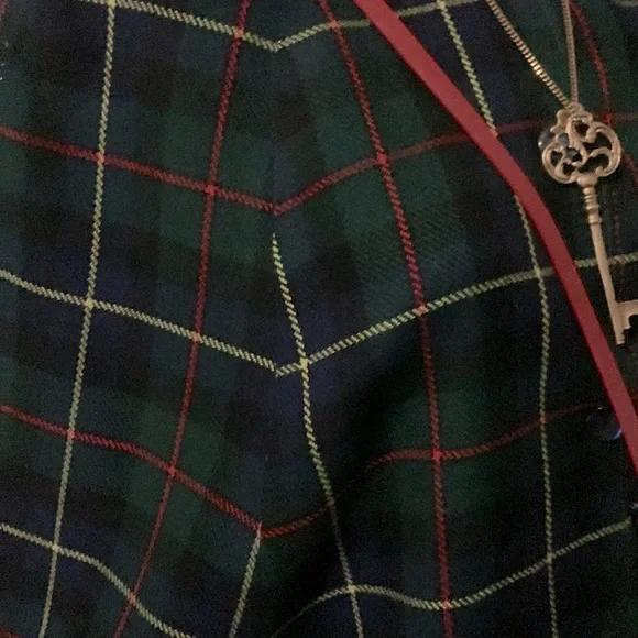 Vintage Plaid Poncho - Picture 2 of 5